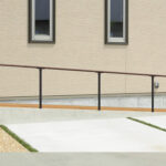 サムネイル:エトランポS2型 上部笠木納まり トラッドパイン・ブラック/埋め込み支柱+端部埋め込み支柱/1段笠木仕様